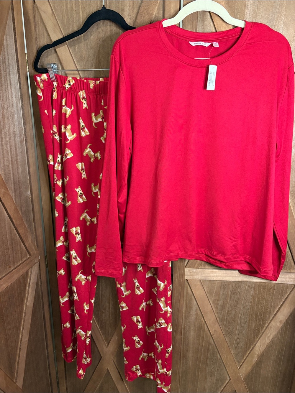 LA VIE EN ROSE Red Scottie Dog Pajama Set SIZE LARGE